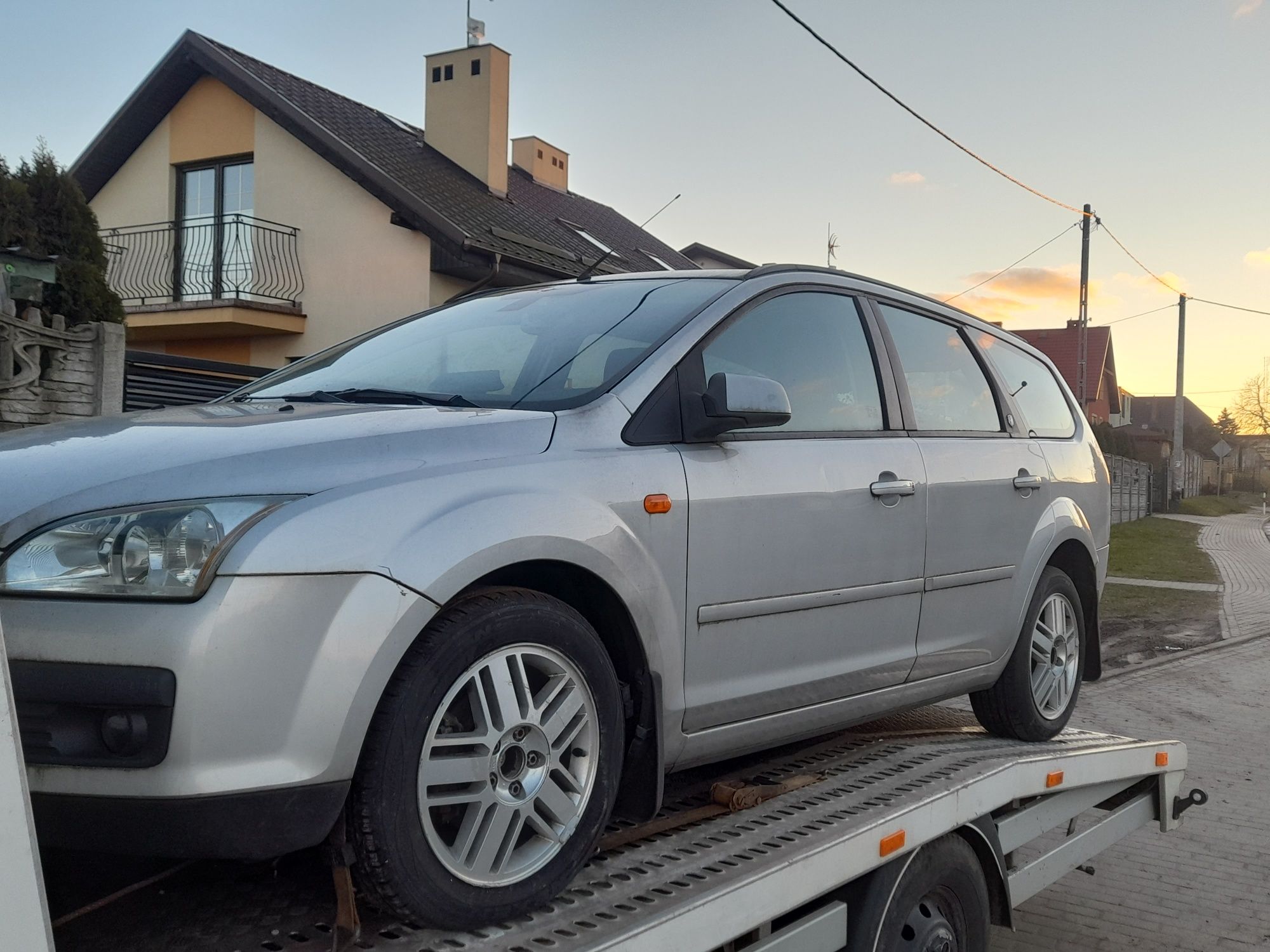 Ford focus mk2  na części 2005r