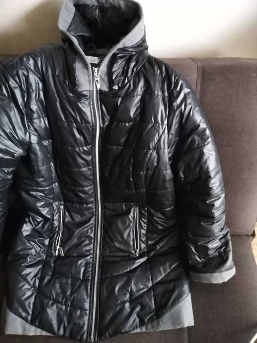 RESERVED. Długa kurtka zimowa.