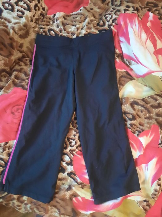 Капрі Nike оригинал розміром s, можна на М