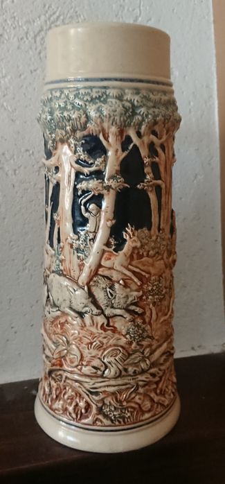 Piękny okazały stary kufel