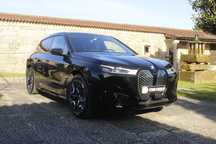 BMW iX xDrive 40 Pack Desportivo