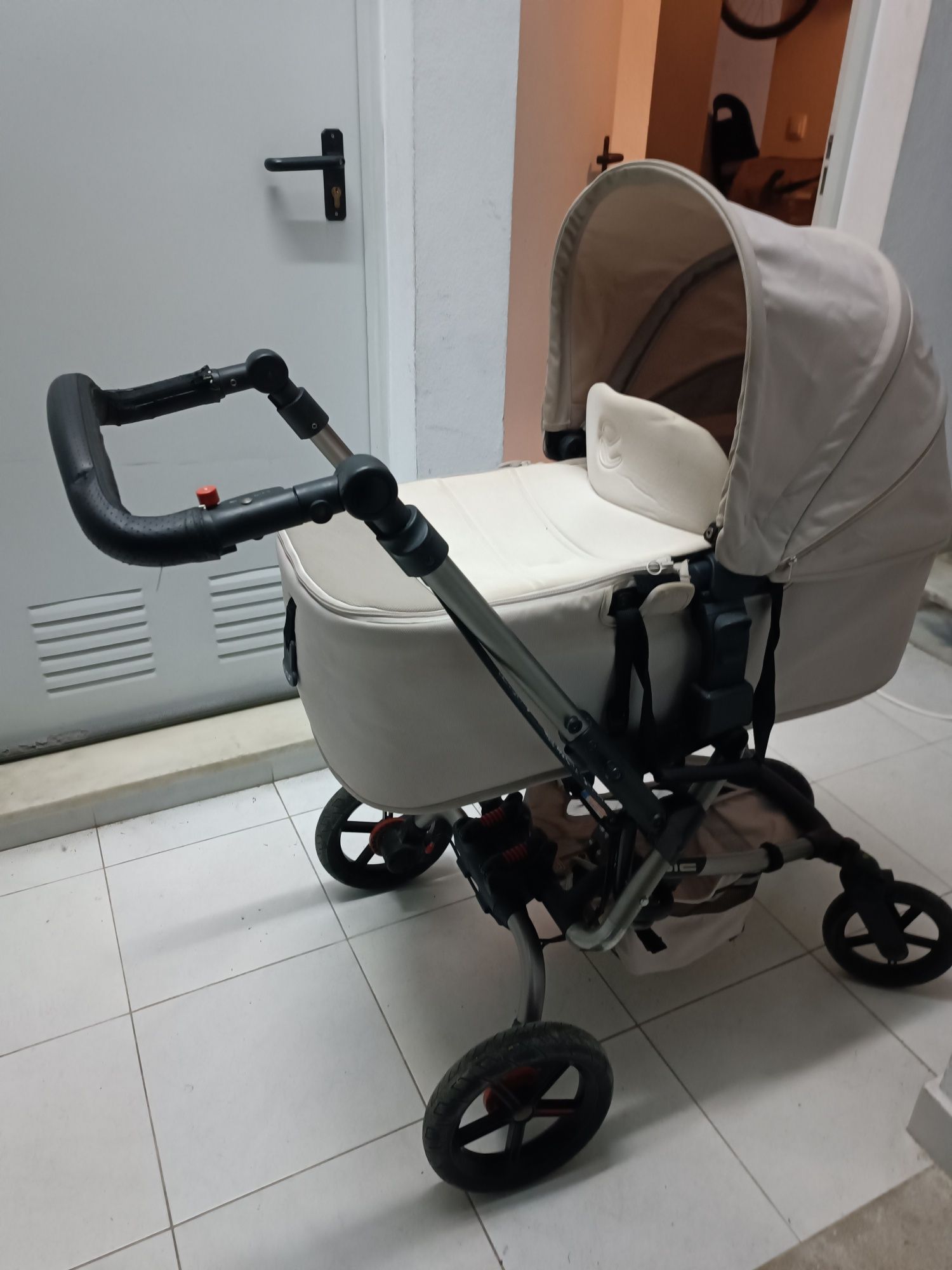 Carrinho trio compact Jane