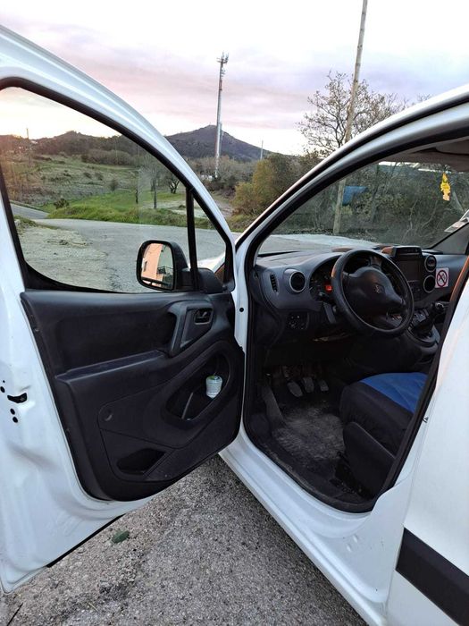 Peugeot Partner 2015 1.6 100cv 3 lugares