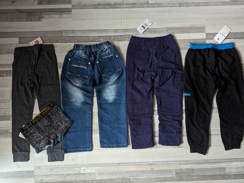 Zestaw dla chłopca Święta r.116 - spodnie, bluzki, sweter, koszula.