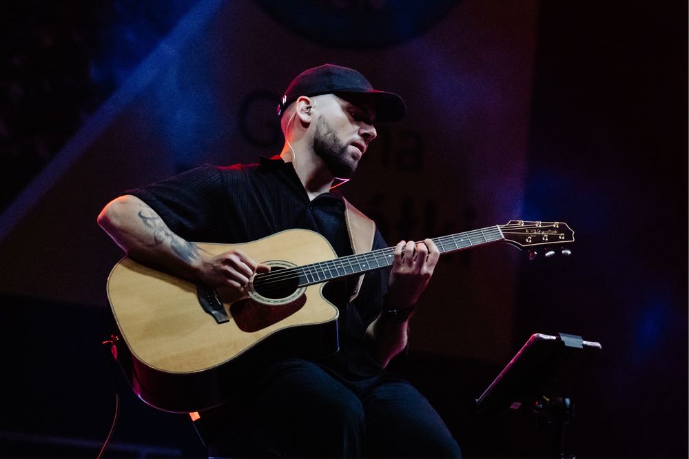 Lekcje Gry Na Gitarze - Tomasz Madzia