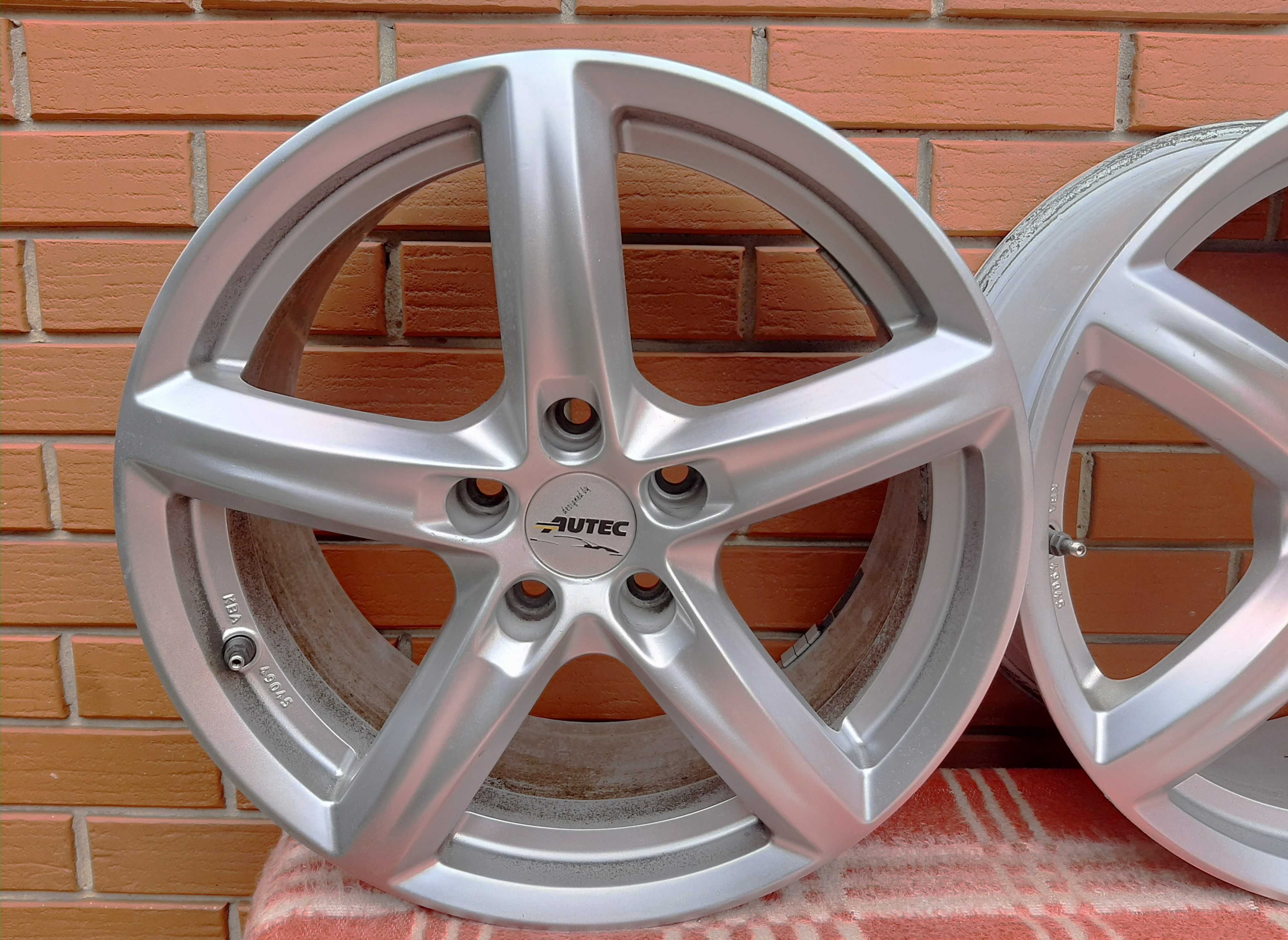 Диски Аutek модель Brock Alloy Wheels 7. J  5x R17 ET 45