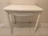 Mesa de cozinha branca extensível