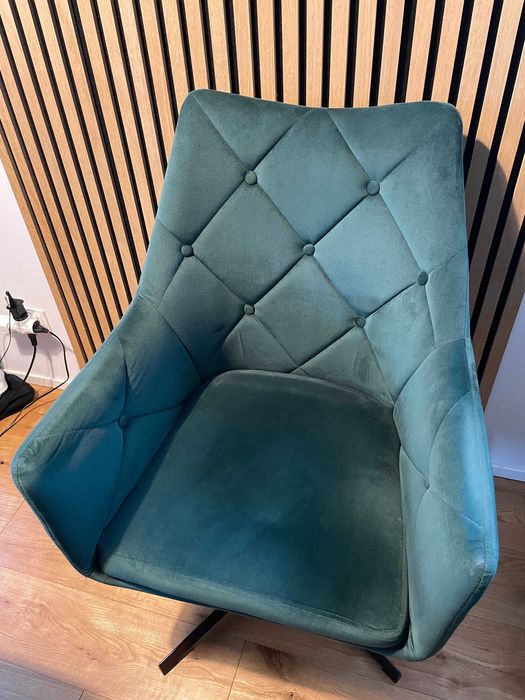 Fotel obrotowy Beliani VAKSALA Welur Ciemnozielony