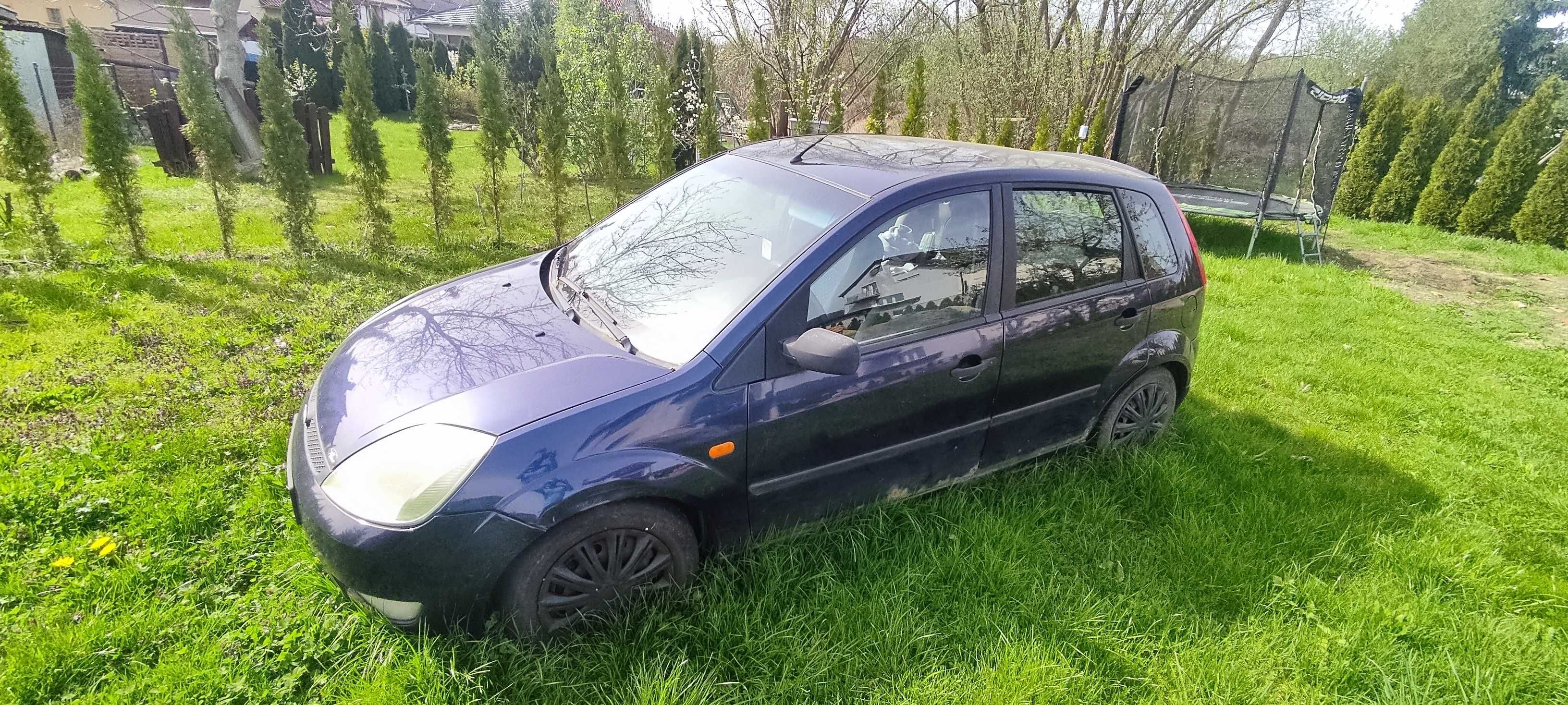 Ford Fiesta 1.6 100 KM, ważne opłaty i przegląd, ślizgające sprzęgło