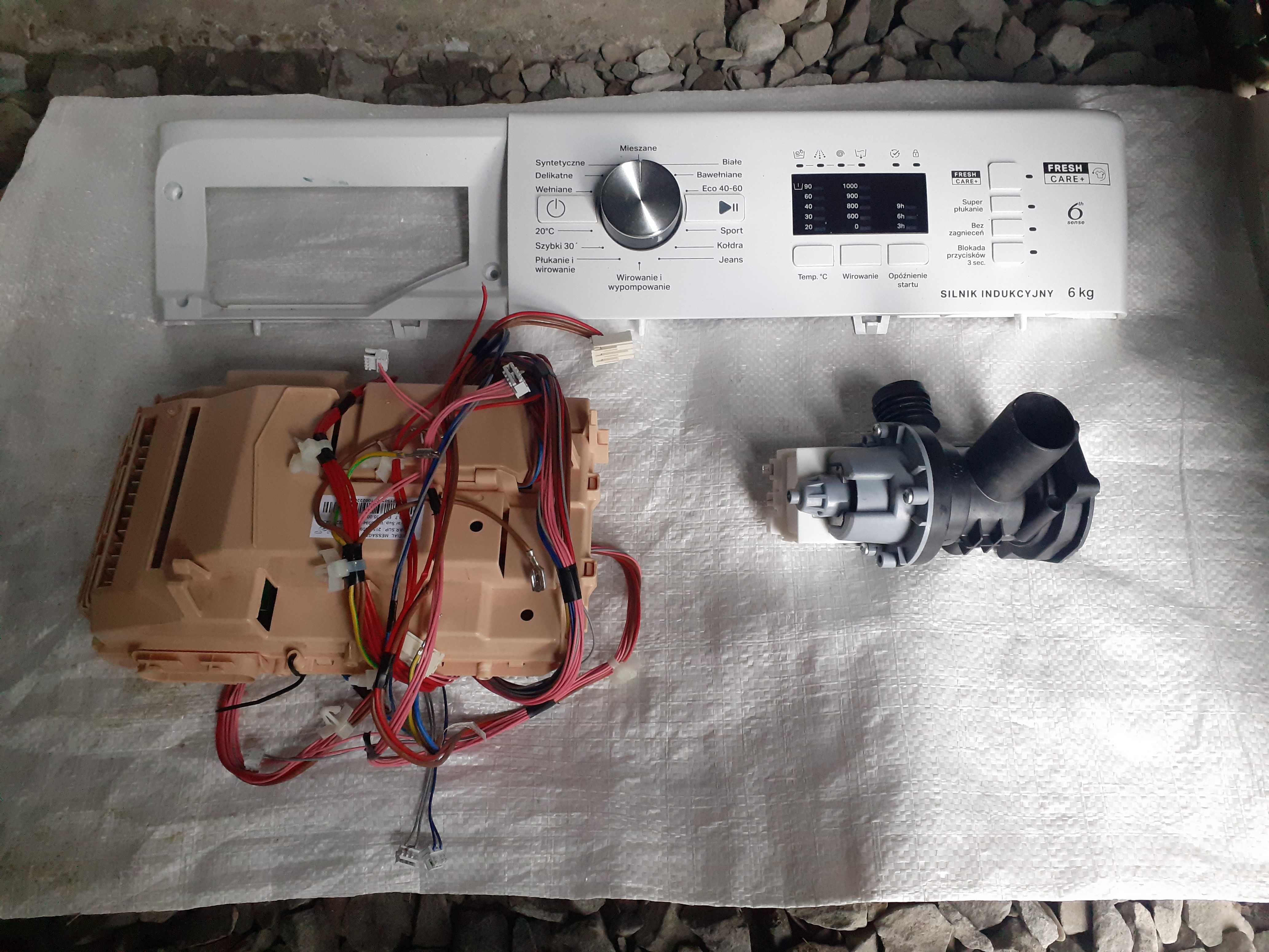 Pralka Whirlpool Model FFL6038B PL