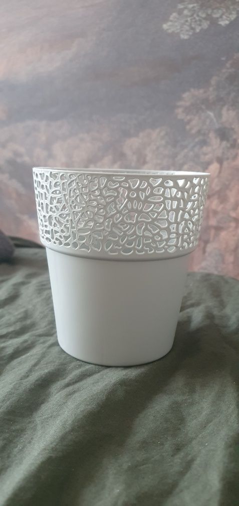 Doniczka / osłonka plastikowa (storczyk) 12,5 x 13,5 cm