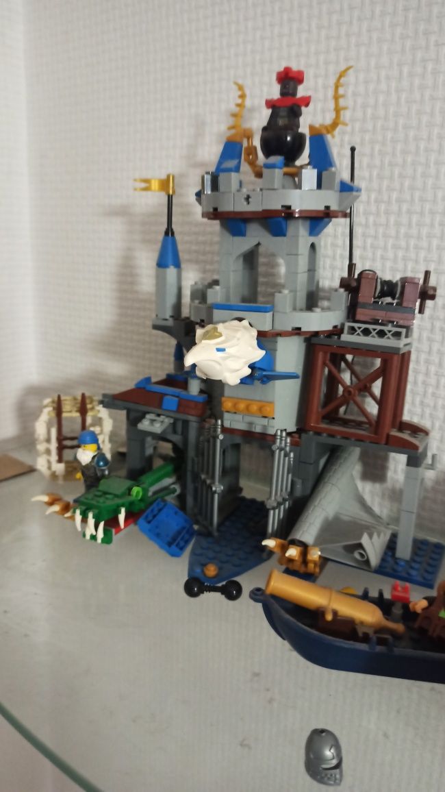 Лего фортеця замок з драконом н ндзяго