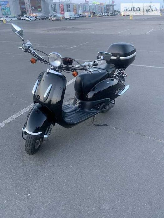 Вінтажний скутер 90 куб.