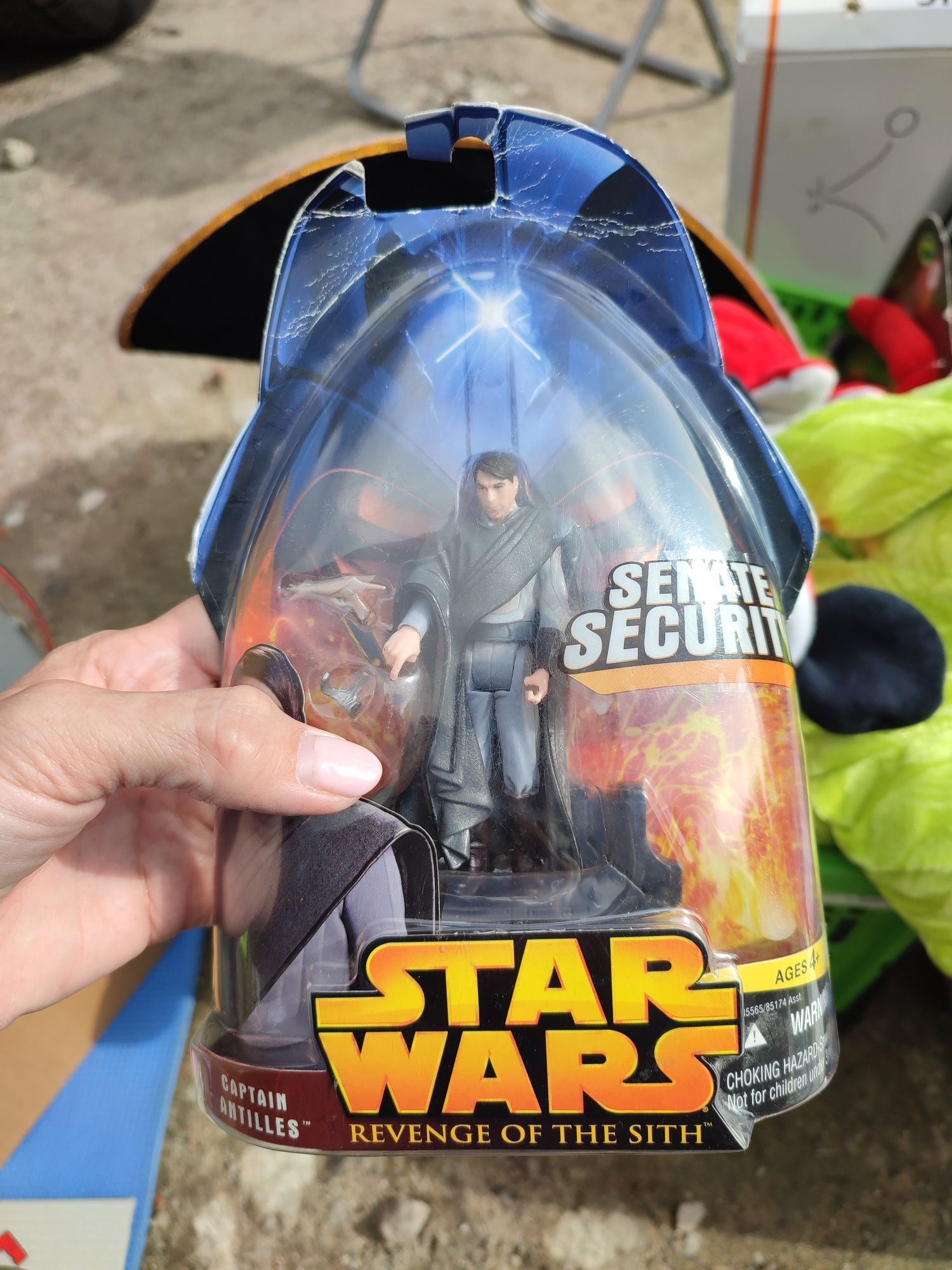 Star wars revenge od the sith captain antilles