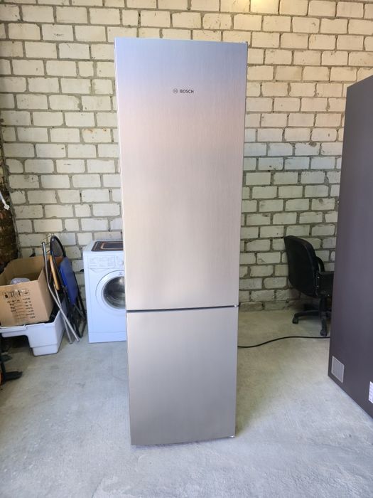 Холодильник Bosch KGN39KL35