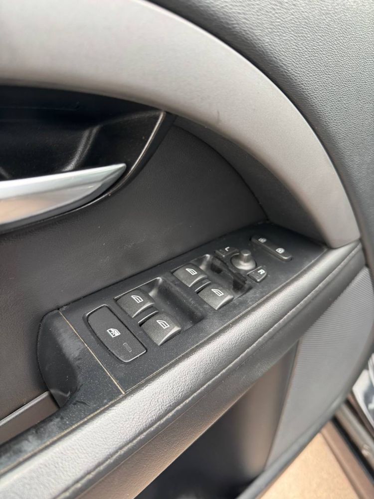 Volvo V70 2013 2.0Т