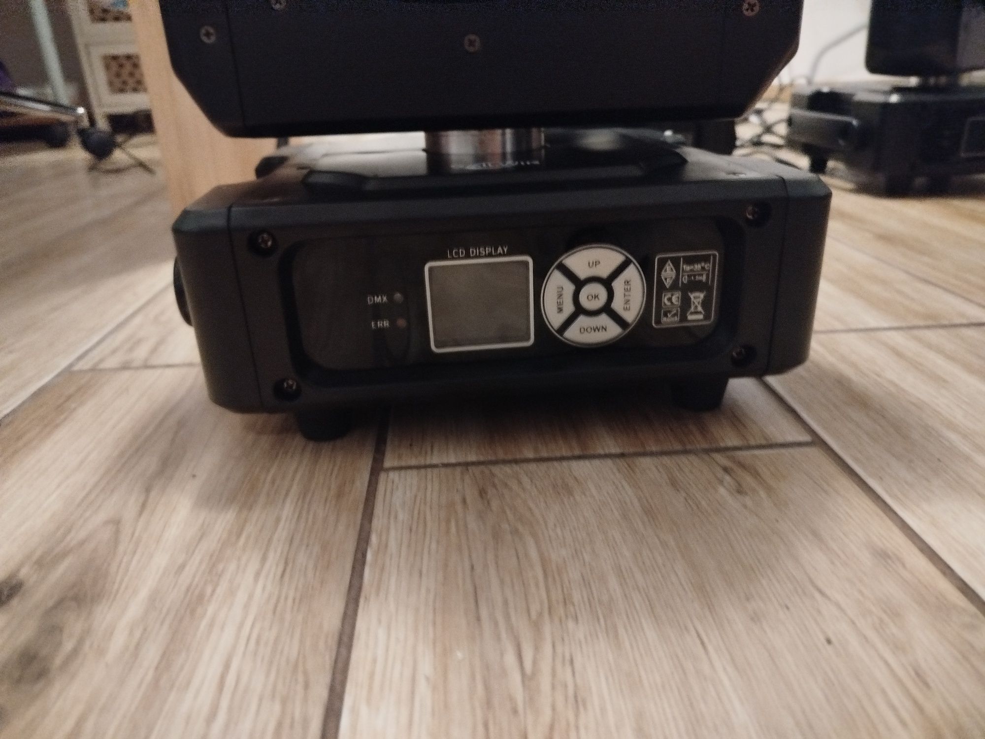 Głowy ruchome 230w 7r