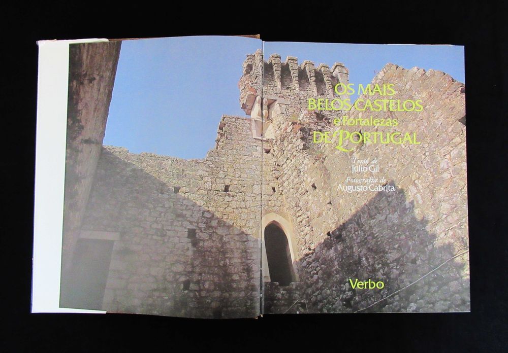 Os Mais Belos Castelos de Portugal - Livro (Ref. 32)