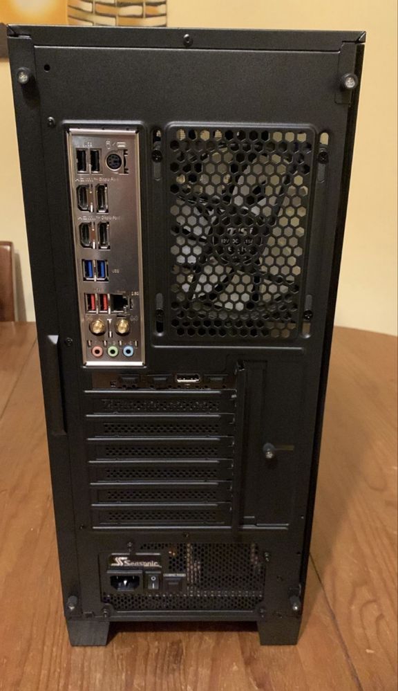Pc gaming novo quase sem uso