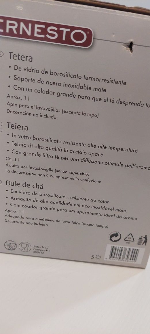 Bule de chá com coador grande
Com coador grande