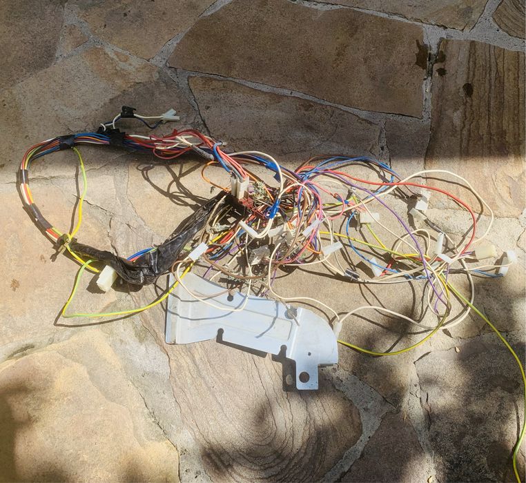 Запчасти на посудомойку  Indezit