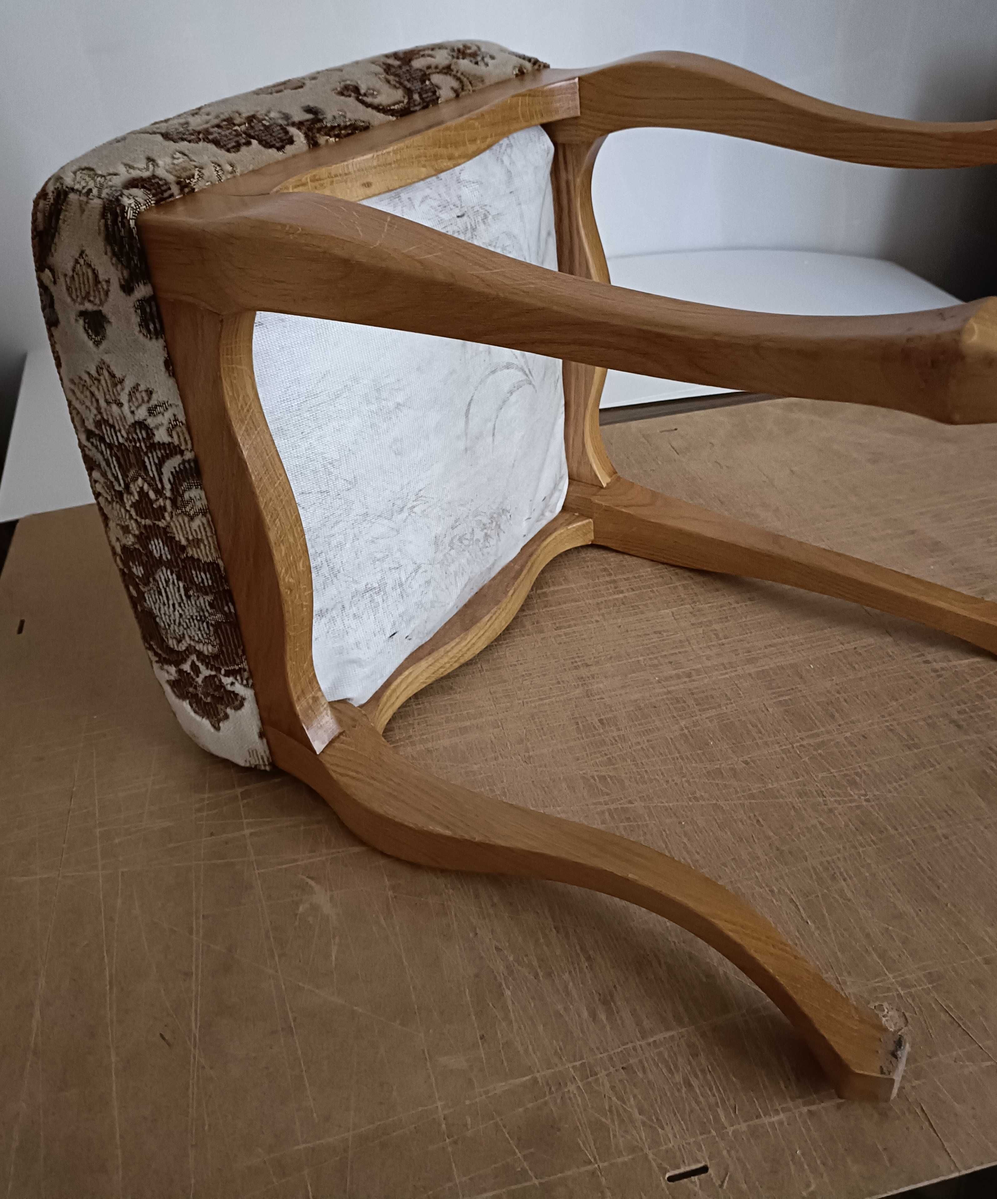 Taboret, pufa Ludwikowska