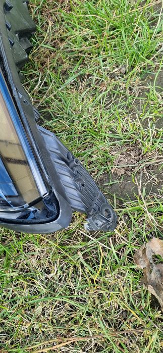 Ліва фара Megane 4