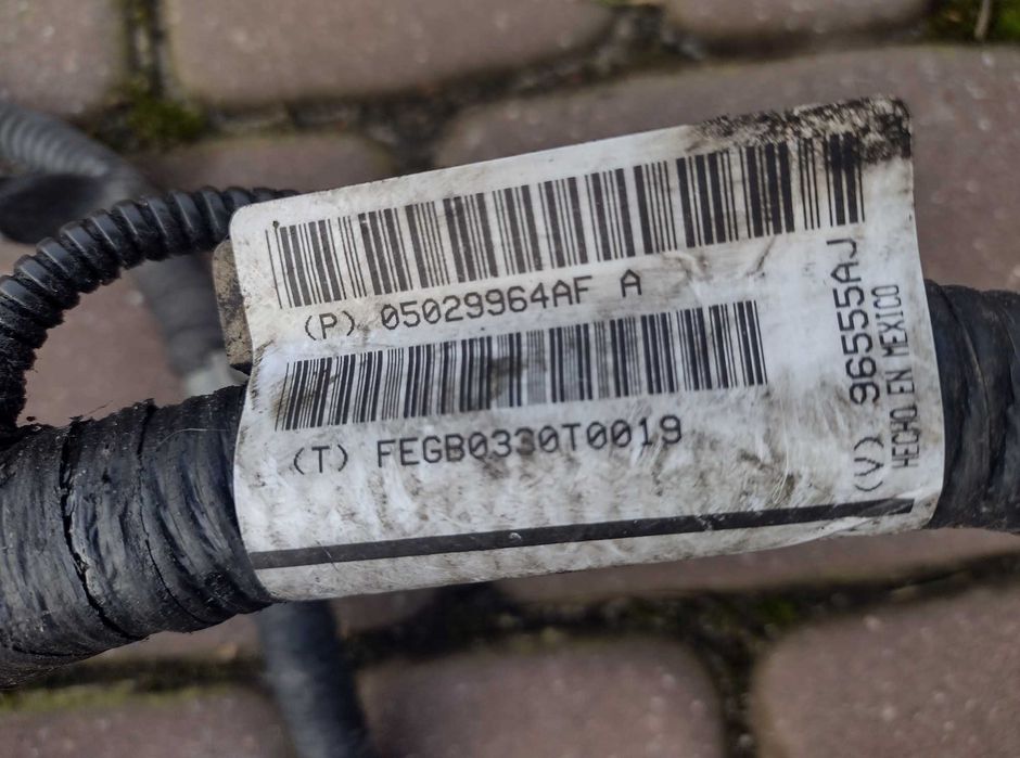 Jeep Grand WK 06-10 SRT8 wiązka alternatora akumulatora rozrusznika