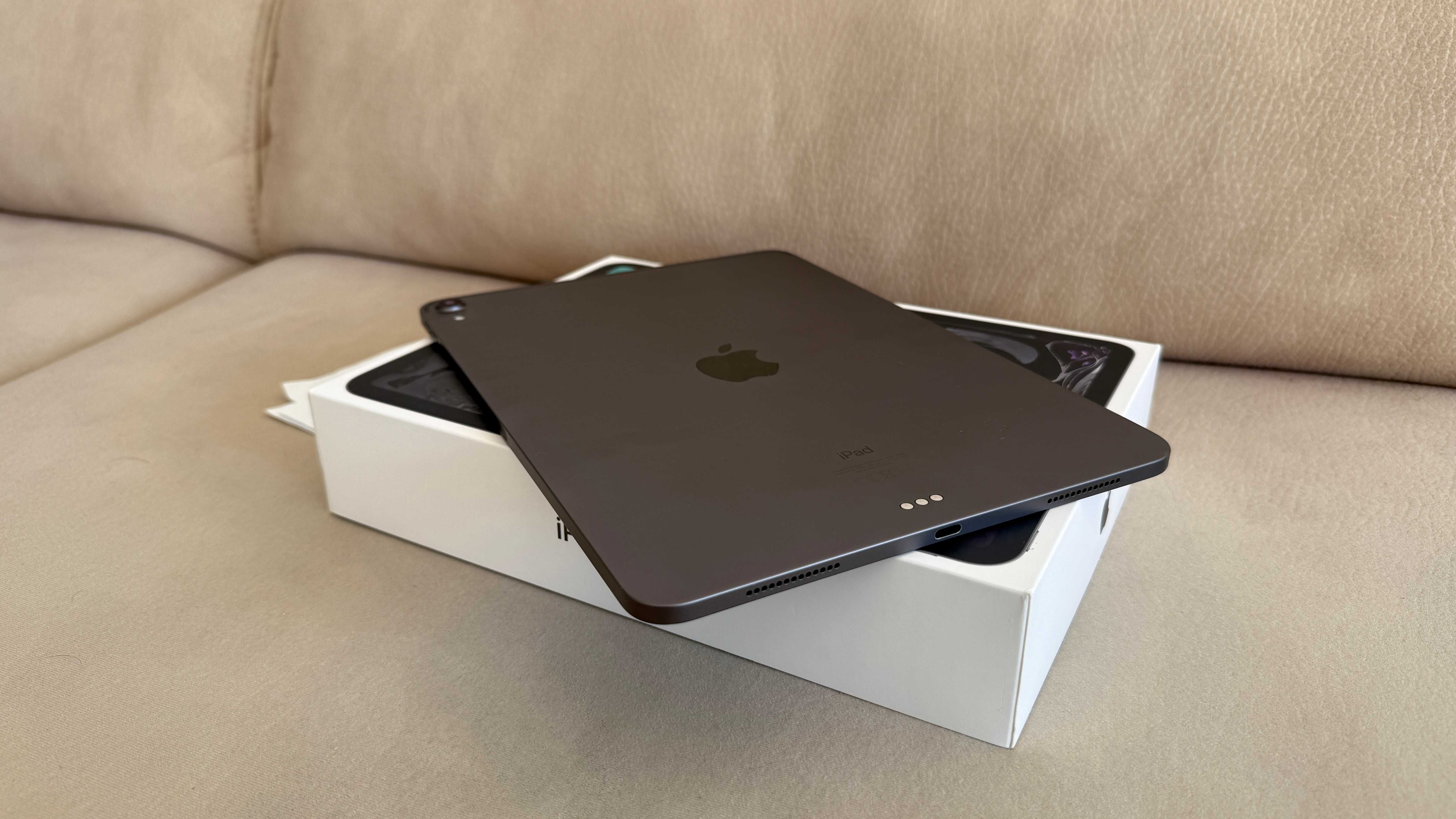 Vendo troco iPad Pro 11'' 256Gb Wifi C/Fatura Nacional