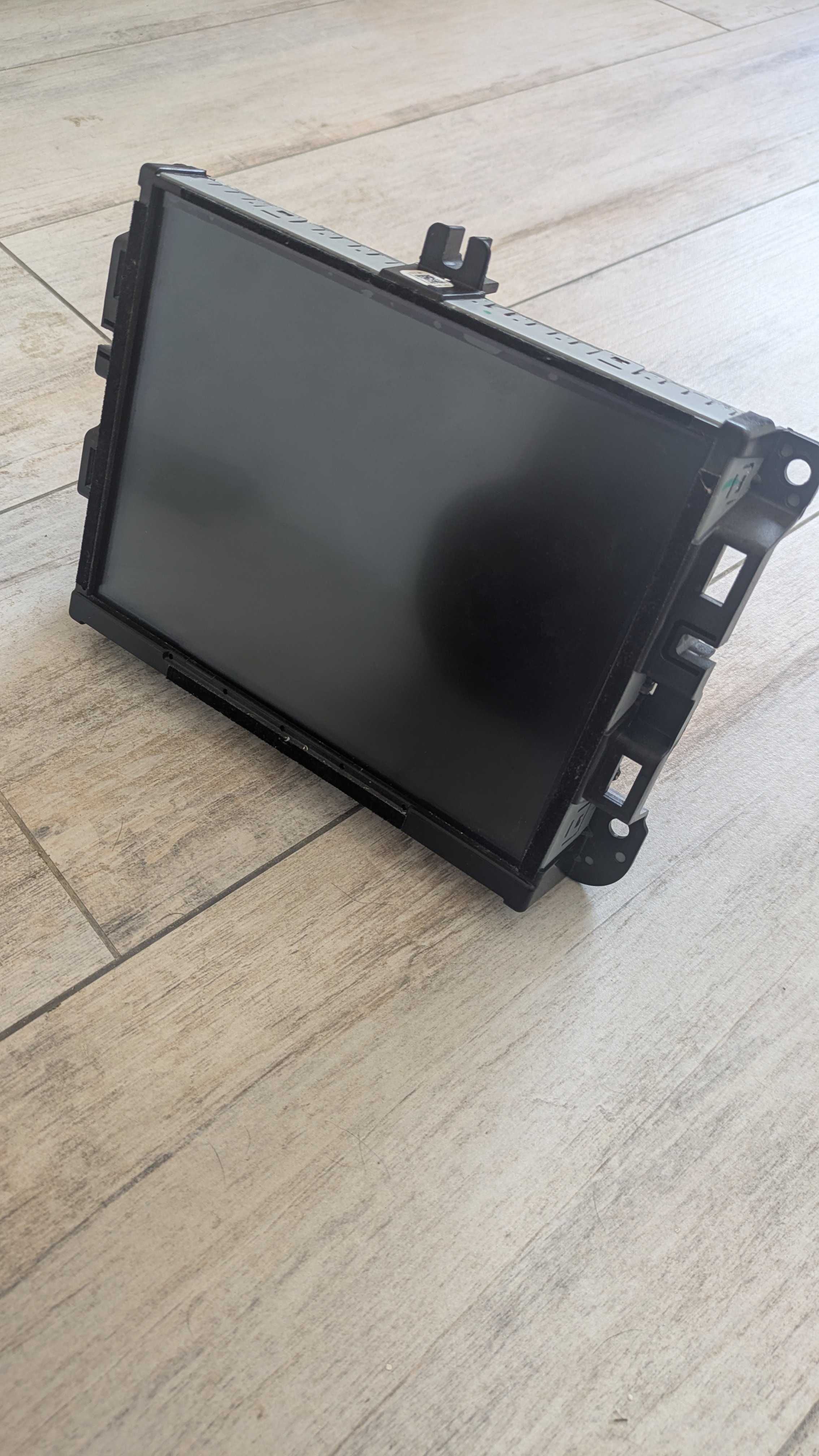 Магнітола HARMAN uConnect 8.4". Українізована.