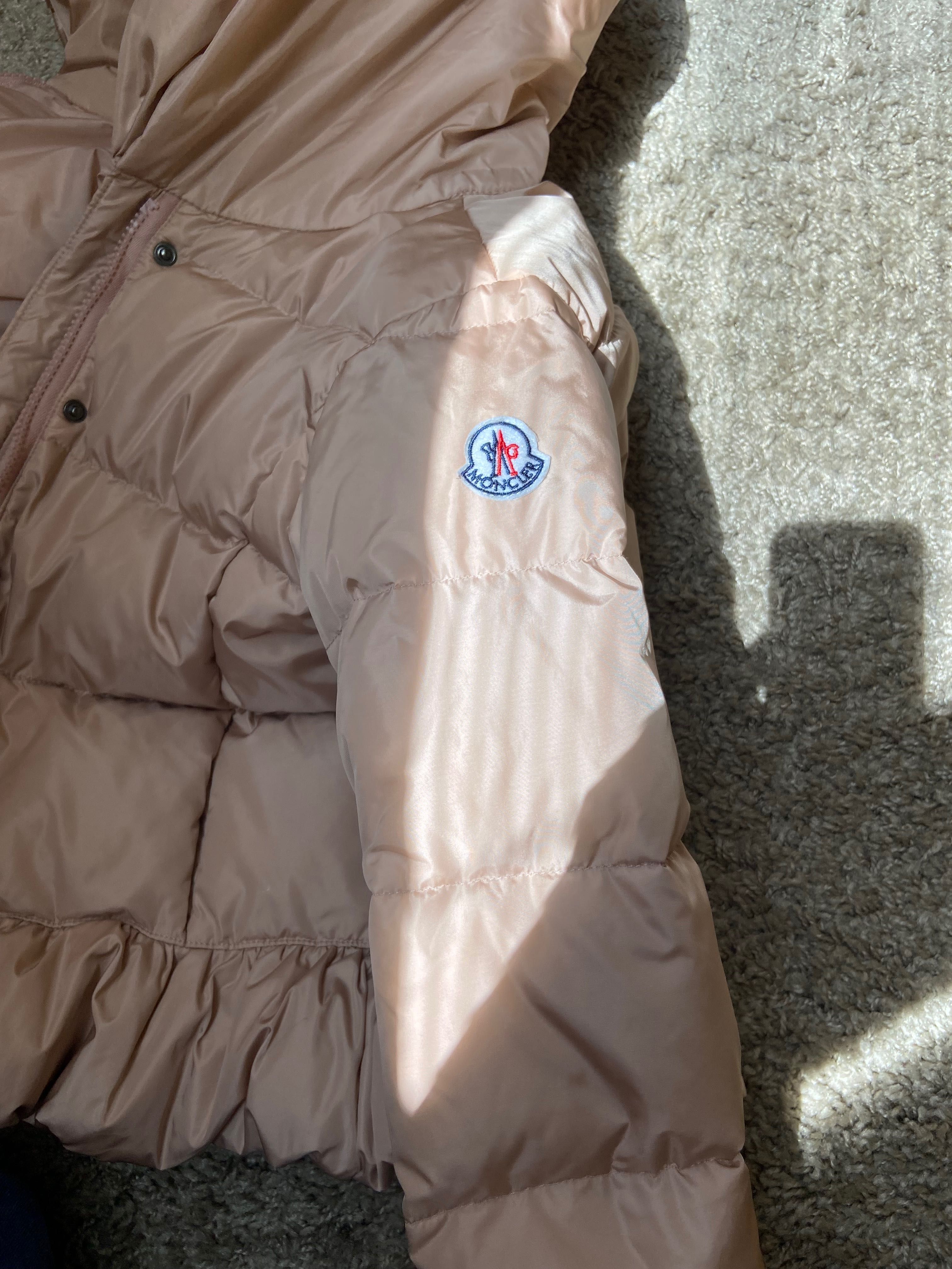 Дитячі куртки Moncler, Balenciaga