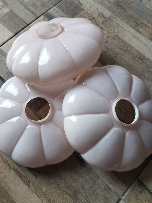 Globos antigos de candeeiros