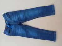 Spodnie chłopięce jeansy 104