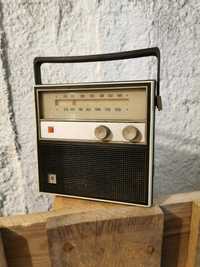 Radzieckie radio tranzystorowe WEGA - 402 ZSRR Vintage