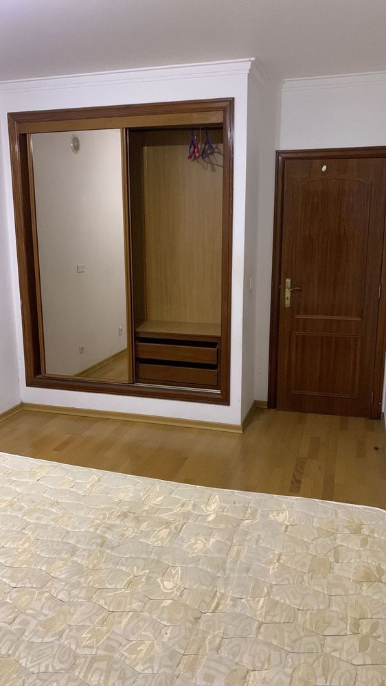 Quarto para arrendar nos Fidalguinhos. Barreiro