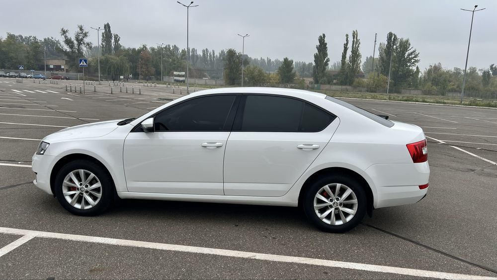 Skoda Оctavia А7 2016 1,4 автомат