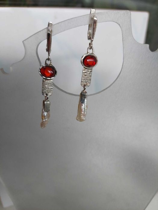 Серебряные серьги с натуральным жемчугом