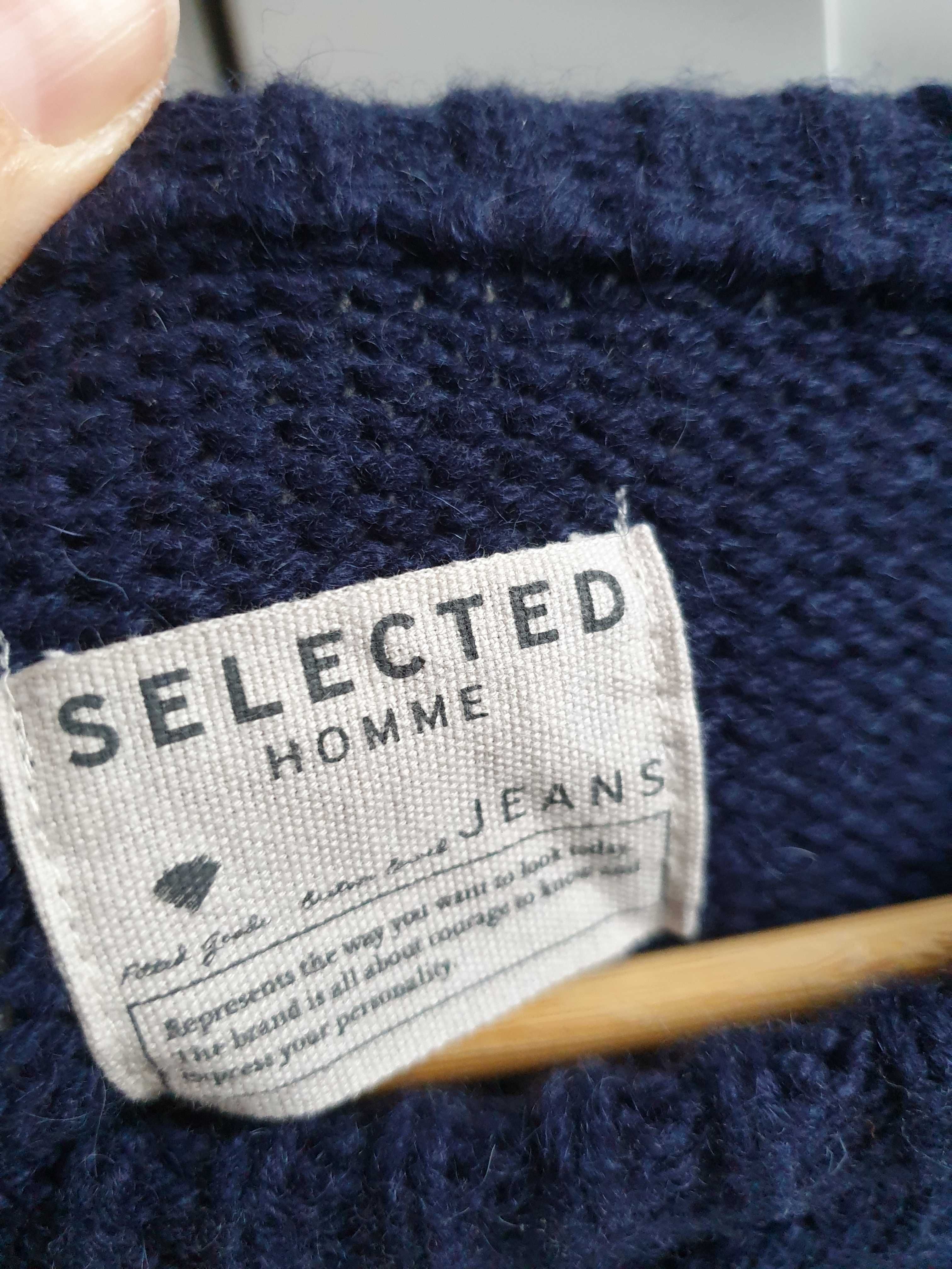 Granatowy sweter wełniany z warkoczem S 38 Selected Homme