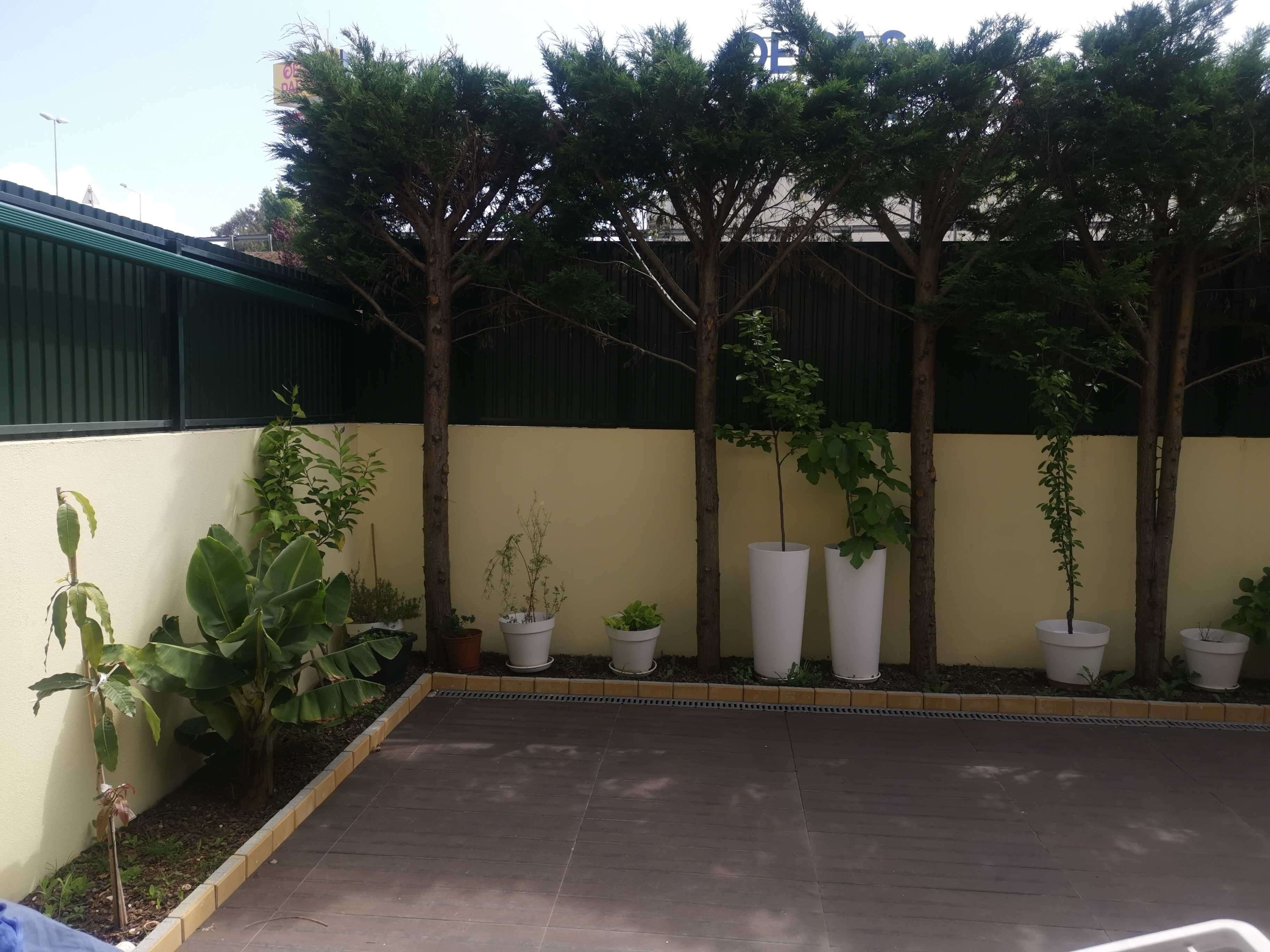 Arrendo Quarto (Opçao WC privado/Suite) em moradia totalmente mobilada
