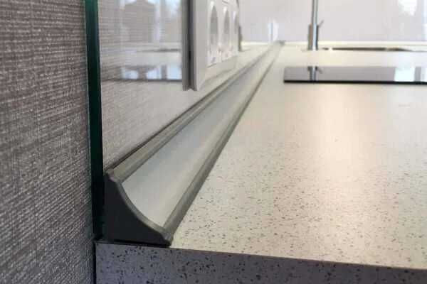 Послуги з ремонту корпусних меблів, збирання/розбирання, встановлення