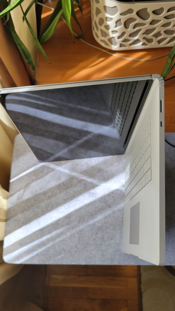 Surface book 3 15inch | 1660ti 6gb| 32/512