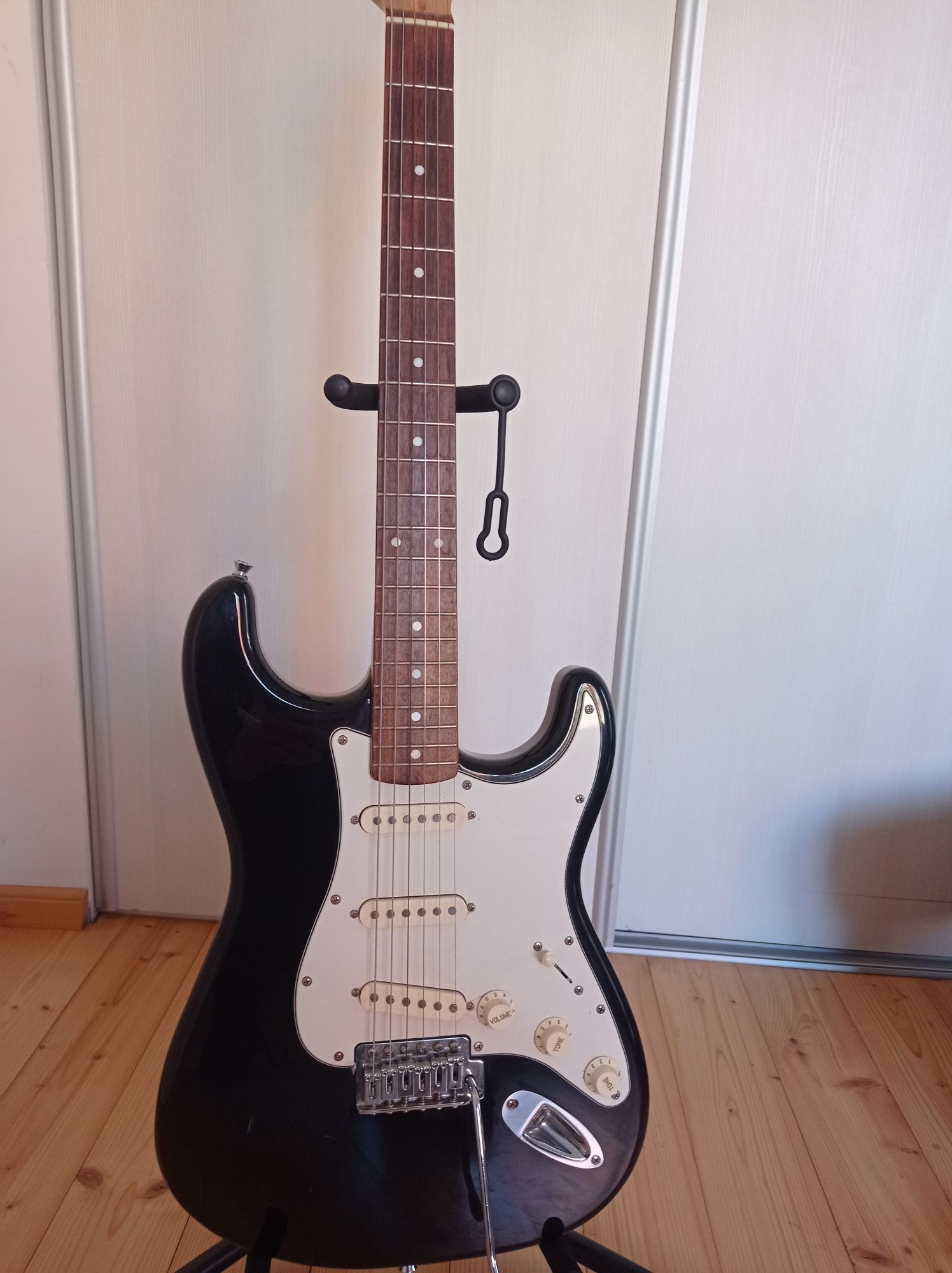 Gitara elektryczna Stagg Stratocaster