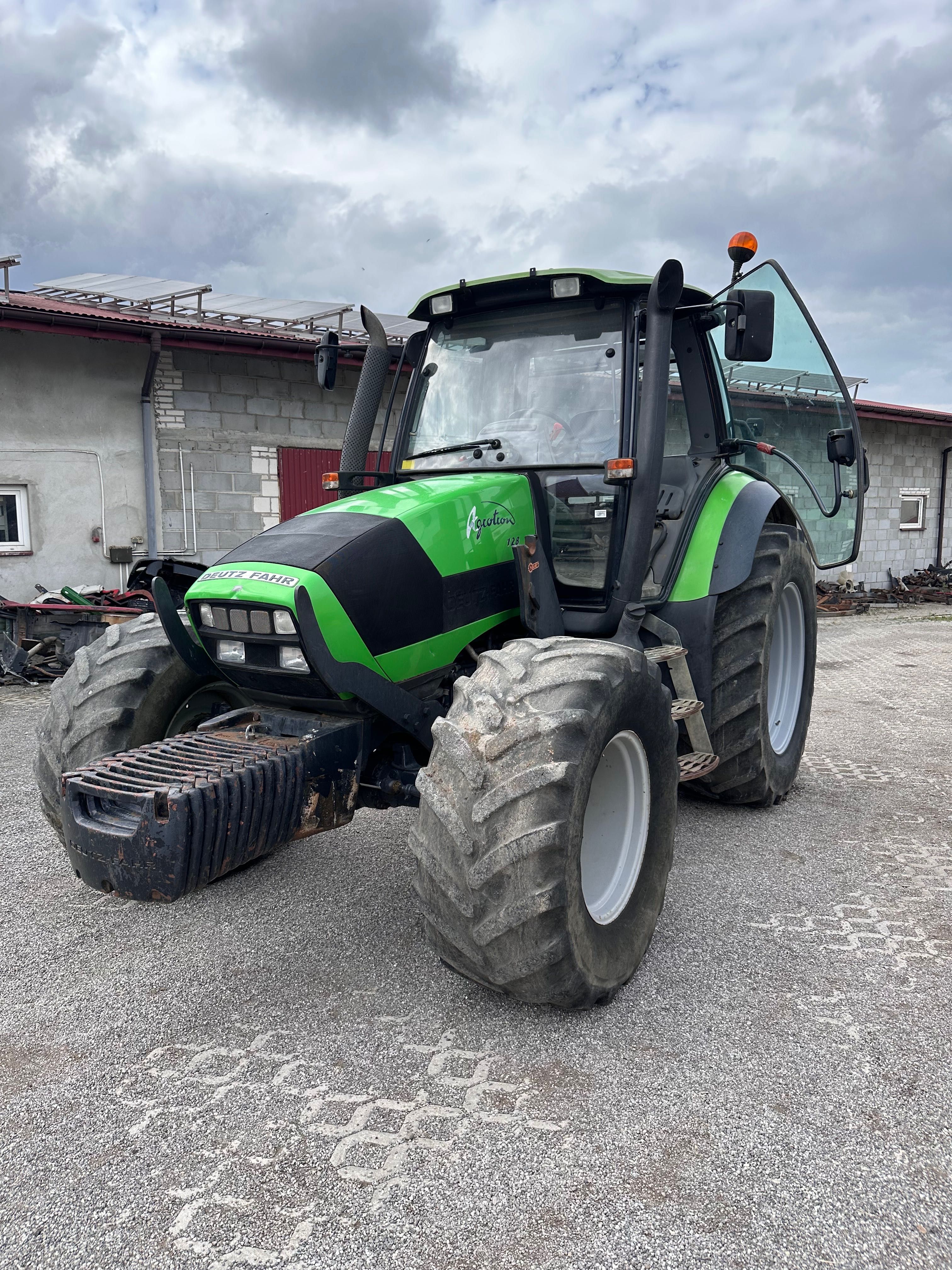 Deutz fahr agrotron 128 z turem