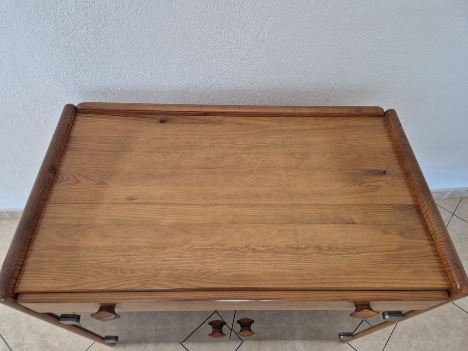 Móvel para tv, marca Cerne