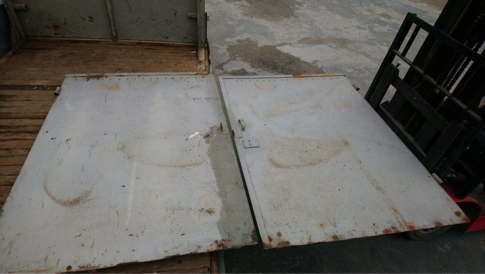 гаражные металические ворота