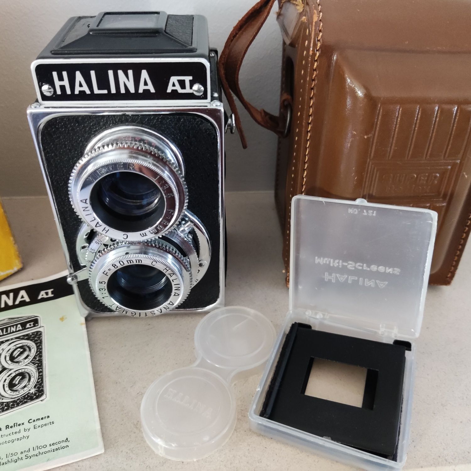 Camera Halina (Haking) AI TLR, 120, médio formato - Reflex Type Camera