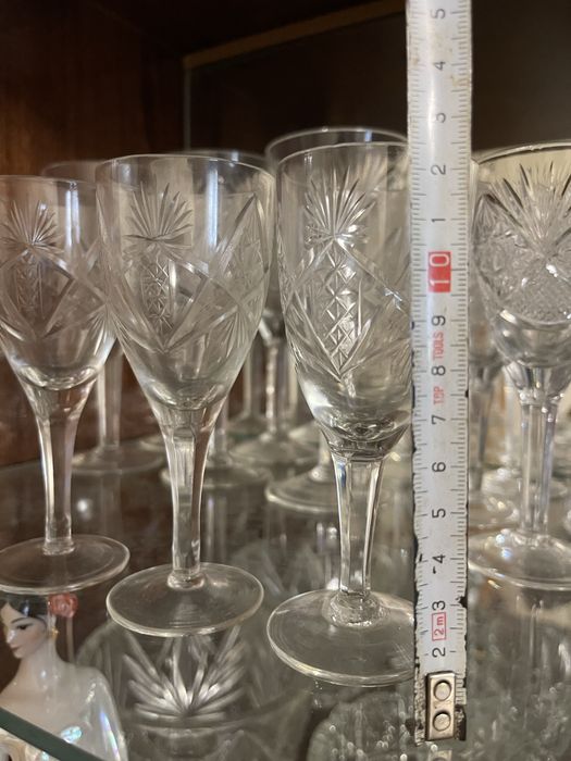 Продам хрустальные бокалы ,рюмки