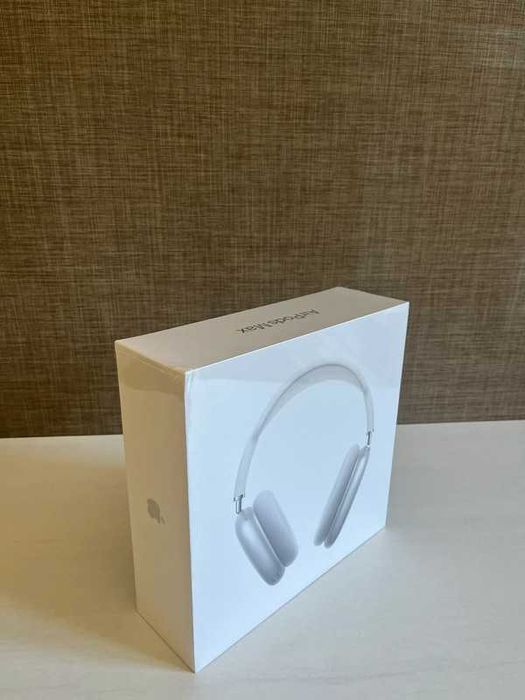 Apple AirPods Max Headphones Silver ANC