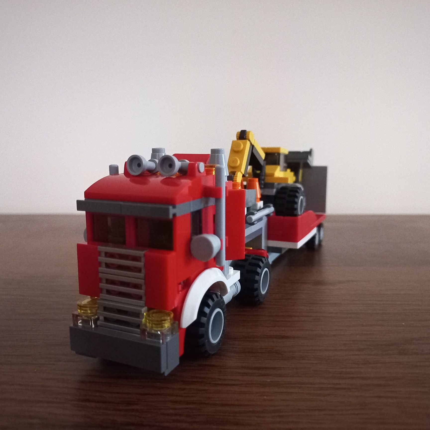 Lego Creator|Ciężarówka Transportowa