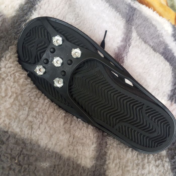 Raki antypoślizgowe na buty